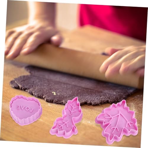 Crafty Christmas Cookies 2-Pack silicone cutter set with press mold