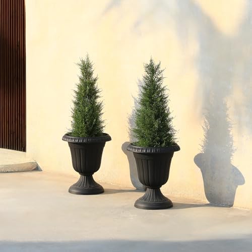 Elegant Outdoor Cedar Topiary Fake Tree
