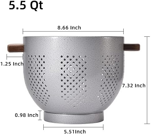 Versatile Metal Colander with Easy Grip Handle Durable and Rust-Resistant