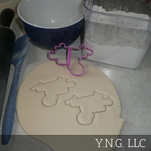 Adore Joy Easyedian 3817 Cookie Cutter Make Hernandezs