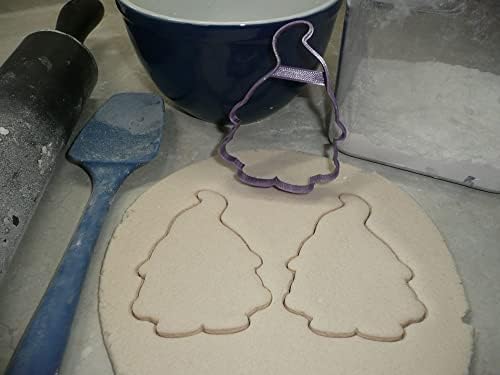 YNGLLC Mythical Garden Dwarf Cookie Cutter