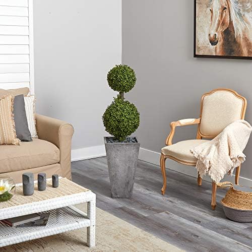 Natural Boxwood Topiary