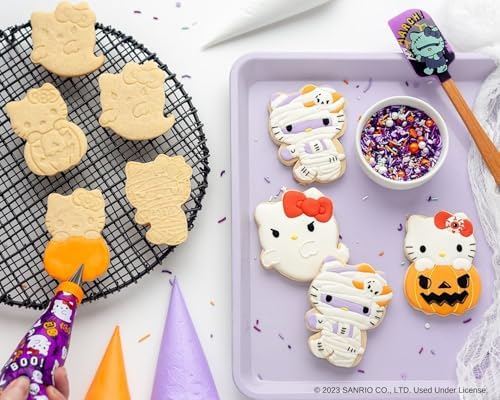 Handstand Kitchen Hello Kitty Halloween Cookie Party Set