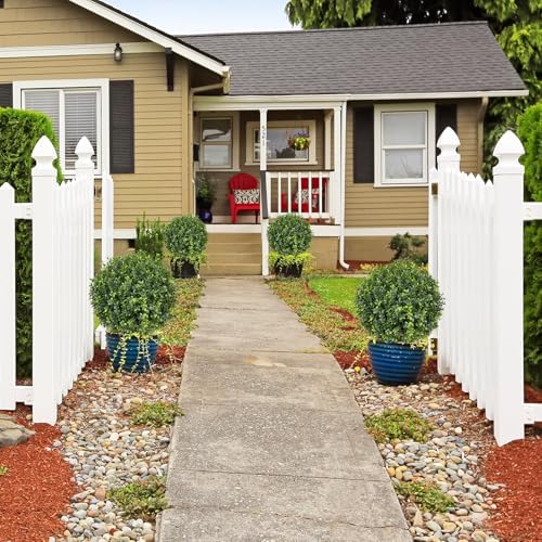 Natural-LOOKING Boxwood Topiary
