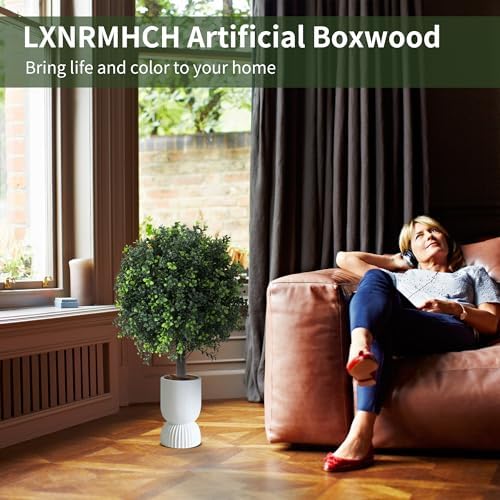 LXNRMHCH Boxwood Topiary Set of 2