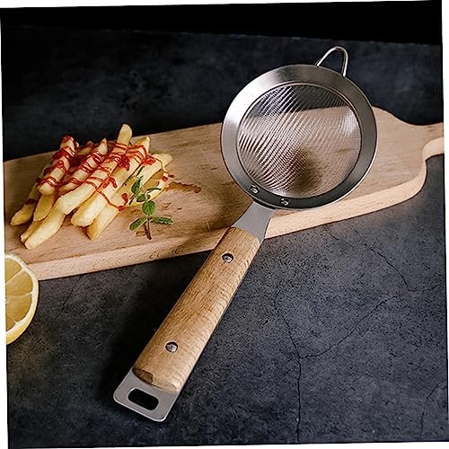 Premium Stainless Steel Colander with Fine Mesh Design for Kitchen Use